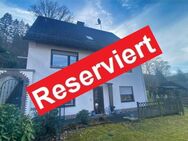 Einfamilienhaus mit großem Grundstück & Garage in Werdohl - Werdohl