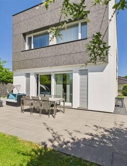 GRENZE L-WORMELDANGE: TOLLES WOHNHAUS / TOLLES GRUNDSTÜCK / 2 BÄDER / GROSSE GARAGE / TOP LAGE! - Wincheringen