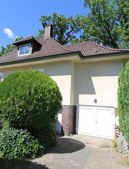 Einfamilienhaus mit Keller und Garage im Zentrum Falkensees - Falkensee