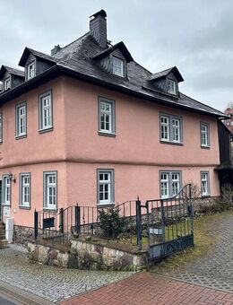 Gemütliche Dachgeschosswohnung im historischen Gebäude mit herrlichem Ausblick über Ilmenau - Ilmenau