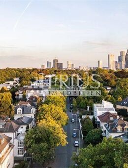 Seltene Rarität im Frankfurter Diplomatenviertel - Ein Rohdiamant mit enormem Potenzial - Frankfurt (Main)