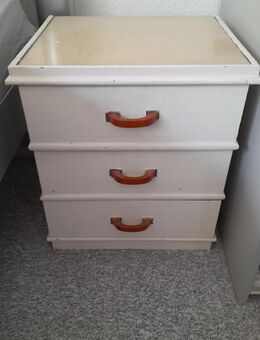Nachtschrank zu verschenken - Suhl