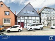 Gepflegtes Ein-Zweifamilienhaus im Zentrum von Rodenberg - Rodenberg