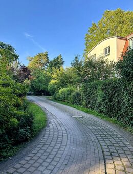 4 1/2 Raumwohnung, Radebeul West, über Meißner Str., grüne Umgebung, Einbaumöbel, guter Schnitt - Radebeul
