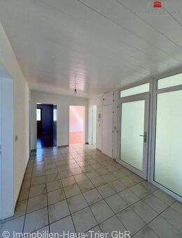 Großzügige 3 Zimmer Wohnung in Trier-Kenn - Kenn