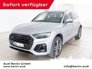 Audi Q5, S line 40 TFSI quattro, Jahr 2022 - Berlin