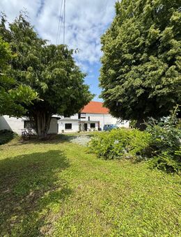 ***RESERVIERT*** Träumst du noch oder lebst du schon?!? Zweifamilienhaus zum verwirklichen mit großer Scheune und Einliegerwohnung - Berlstedt