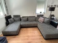 SUPER gut erhaltenes Sofa, frei im Raum stellbar - Elchingen