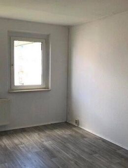 3-Raum-Wohnung im 1. OG - Oschersleben (Bode)