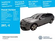 VW Passat Variant, 2.0 TDI R-Line Heckleuchten, Jahr 2024 - Frankfurt (Main)