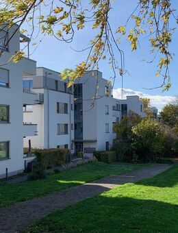 Modernes Apartment mit EBK, Terrasse, Aufzug, Tiefgarage in Wiesbaden-Südost - Wiesbaden