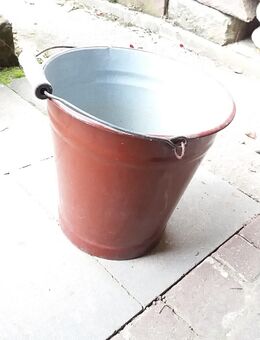 Emailierter roter 10 Liter Eimer mit Henkelgriff Dekoration näheres siehe Bilder - Karlsbad