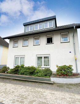 Sankt Augustin: Freundliche Etagenwohnung - Blick ins Grüne inklusive - Sankt Augustin