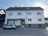 Mehrfamilienhaus mit großer Scheune - Hohenstein (Hessen)