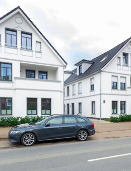 Penthousewohnung: 3,5 Zimmer, Dachterrasse und stilvolles Wohnambiente in zentraler Lage Oldenburgs - Oldenburg