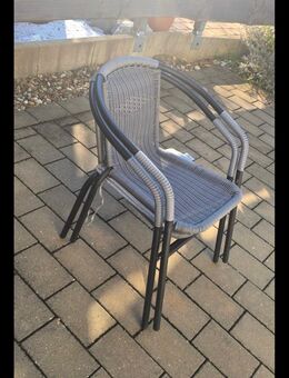 8x stapelbare Gartenstühle - wie neu - Schwäbisch Gmünd
