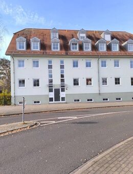 Schöne und gut vermietete 2 1/2 Zimmer-Maisonette-Wohnung im Dachgeschoß über 2 Etagen als Kapitalanlage - Leipzig