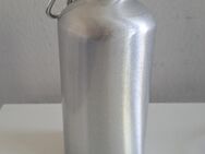 Alu Trinkflasche mit Karabiner Haken neu - Berlin Charlottenburg-Wilmersdorf