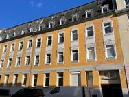 Schönes, saniertes Mehrfamilienhaus mit 6,9 % Rendite in guter Lage von Plauen - Plauen
