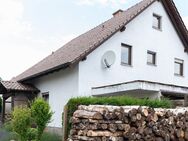 *** Ruhig und doch zentral gelegenes Einfamilienhaus mit viel Potential sucht seine neuen Eigentümer *** - Ebertsheim