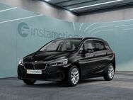 BMW 225 Active Tourer, iPerformance Advantage EU6d-T, Jahr 2021 - München