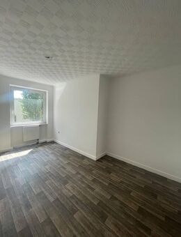 + + + 2 ZKB WOHNUNG IN SAARBRÜCKEN + + + - Saarbrücken