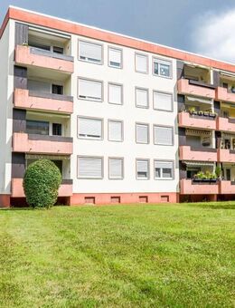 Großzügige 3,5 Zi. Eigentumswohnung in Leverkusen-Rheindorf mit Loggia* ca. 79 m² Wfl. * Renovierungsbedarf * Wannenb... - Leverkusen