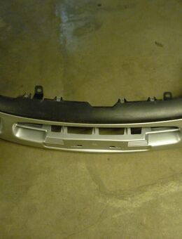 MR179521 Stoßstangenverkleidung vorn Mitsubishi Carisma - Hannover Vahrenwald-List