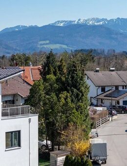 Neuwertiges Flächenwunder mit Alpenpanorama in zentraler Wohnlage - Penzberg