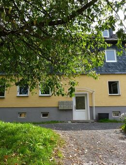 Sanierte 2- Zimmer-Wohnung mit Dusche - Wurzbach