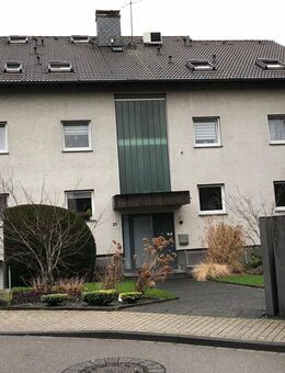 3-Raum-Wohnung in ruhiger Lage m. Terrasse u. TG-Stellplatz - Mülheim (Ruhr)