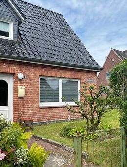 Charmante Doppelhaushälfte mit modernem Komfort und historischen Flair - Meldorf