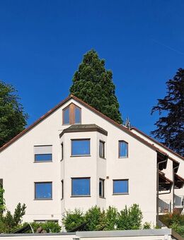 HAUS MIT VIEL POTENTIAL UND GROSSEM GRUNDSTÜCK FÜR DIE GANZE FAMILIE - Stuttgart