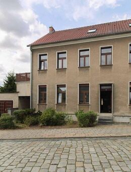 MFH mit 2 Einheiten und großem Garten zur flexiblen Nutzung in Coswig - Coswig (Anhalt)