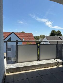 Dachgeschosswohnung mit zwei Balkonen in ruhiger Wohnlage! - Unterensingen