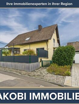 Freistehendes Einfamilienhaus mit Doppelgarage in guter Lage von Bad Münstereifel - Arloff! - Bad Münstereifel