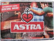 Astra Brauerei - - Blechpostkarte - Social Web - 14,5 x 10 cm - Doberschütz