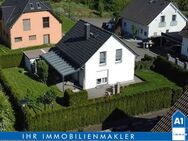 Familienfreundliches Einfamilienhaus mit Photovoltaikanlage, Wärmepumpe, Einbauküche und Garage in ruhiger und naturnaher Stadtrandlage - Halle (Saale)