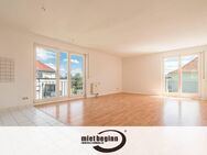 EINBAUKÜCHE - BALKON - BLICK - HELL & FREUNDLICH - TAGESLICHT-DUSCHBAD - TIEFGARAGENSTELLPLATZ - Dresden