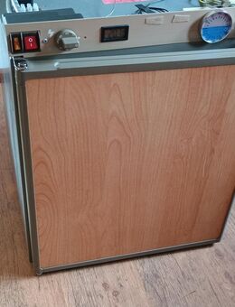 Camping Kühlschrank Dometic 4200 Absorb. guter Zustand - Horb (Neckar) Zentrum