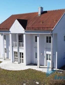 Toll ausgestattetes Wohnhaus in ruhiger Siedlungslage von Osterhofen - Osterhofen