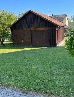 Grundstück für Naturliebhaber mit Halle und PV Anlage mit Abrisshaus in einem Urlaubsgebiet Ernestgrün bei Bad Neualbenreuth - Neualbenreuth