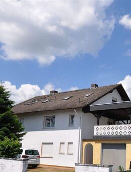 ***Zweifamilienhaus mit ELW in bevorzugter Lage von Gründau** - Gründau