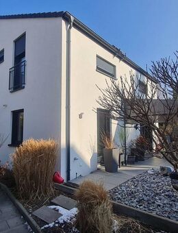 Energieeffizientes Einfamilienhaus in guter Lage - 90513 ZIRNDORF - Zirndorf