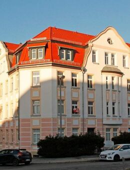Geräumige 3-Raum-Wohnung im Altbau sucht neue Mieter! - Gera