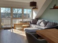 ab August* 2 Zimmer im Dachgeschoss*Balkon*Stellplatz - Thallwitz
