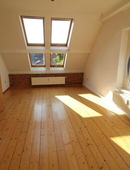 Ostviertel, An der Schillerwiese, Sonnige 2-Zimmer-Dachgeschoß-Whg, HL E5 - Göttingen