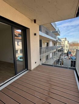 Erstbezug! 2-Zi Neubauwohnung mit Balkon ~ Stadtnah ~ TG-Stellplatz ~ Aufzug uvm. - Fürth