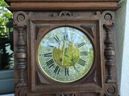 Alte Uhr, Holzgehäuse , mechanisch, letzte Jahrhundert, 75 Euro, Selbsabcholen, Hamburg, Tel. +4917687839255 - Hamburg Hamburg-Nord