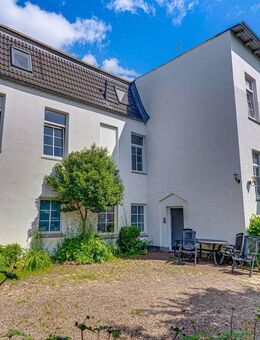Solides MFH mit fünf WE in zentraler Lage von Schleswig - Kapitalanlage mit Entwicklungspotenzial! - Schleswig